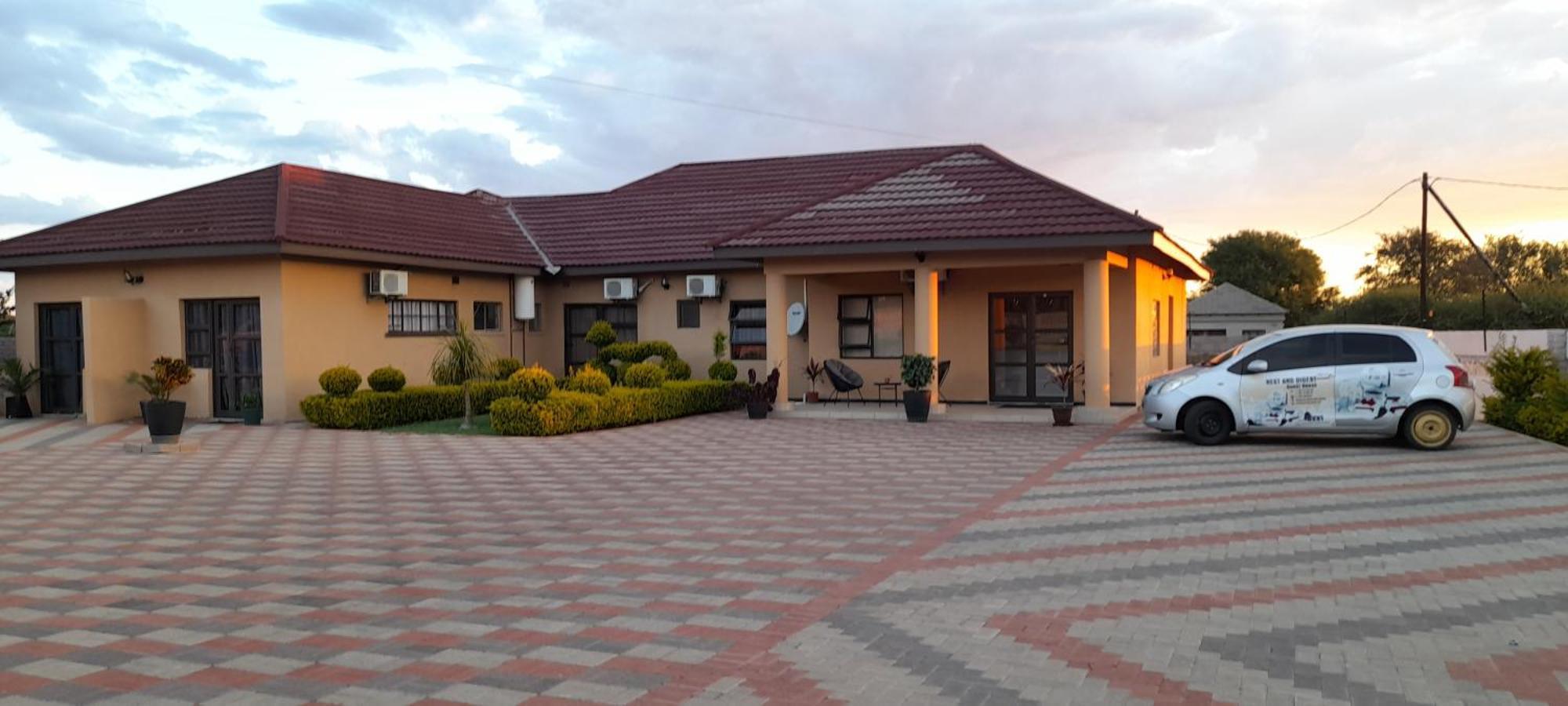 مبيت وإفطار Serowe Rest & Digest المظهر الخارجي الصورة